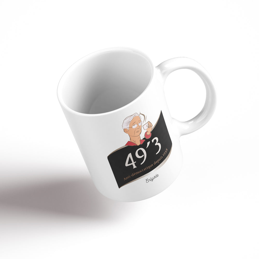 vue de plongée du mug Elisabeth Borne 49.3