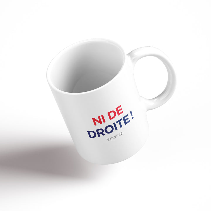 vue de plongée du mug ni de droite, ni de gauche