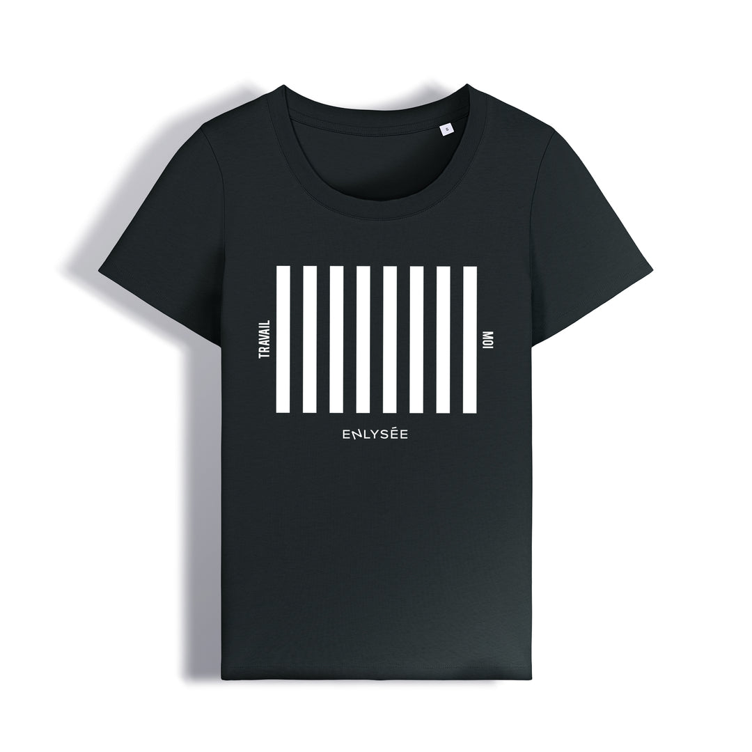 le t-shirt coupe femme pour traverser la rue avec un passage piéton en noir